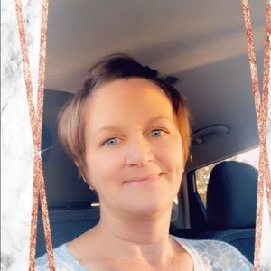 Meet your Posher, Mistie